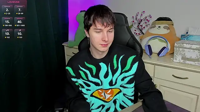 Snapshot of Vincent_Strong chatting on 8, 2, 2026 Vincent Strong online show from 8, 2, 2026