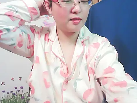 xiaorou-z online show from 1, 12, 2025