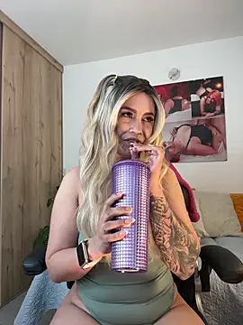 zafiro mo0n online show from 30, 1, 2025