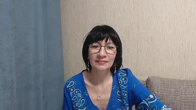 Erica95Bloom online show from 13, 2, 2025