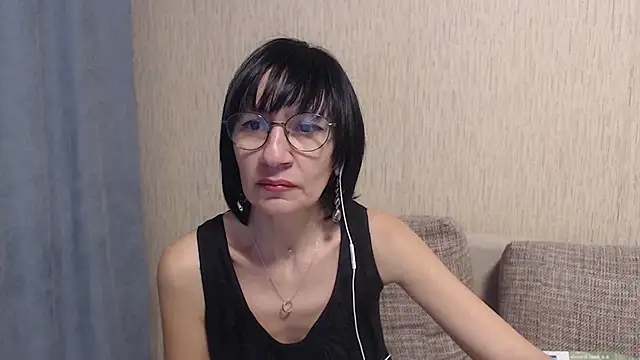 Erica95Bloom online show from 15, 2, 2025