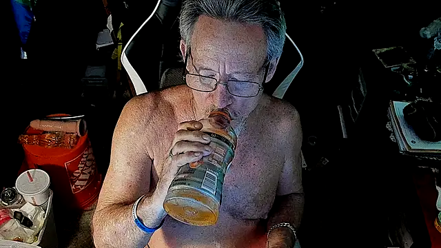 Daddysthick online show from 10, 11, 2025