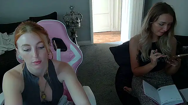 Red firesquirt online show from 22, 10, 2025