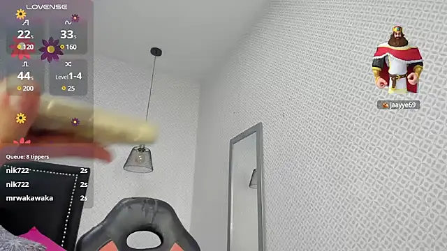 LORENADAVIES online show from 11, 2, 2025