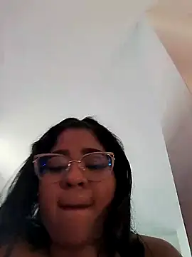 Yelly online show from 12, 2, 2026