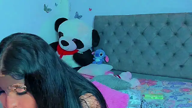 mabellfox online show from 27, 2, 2025