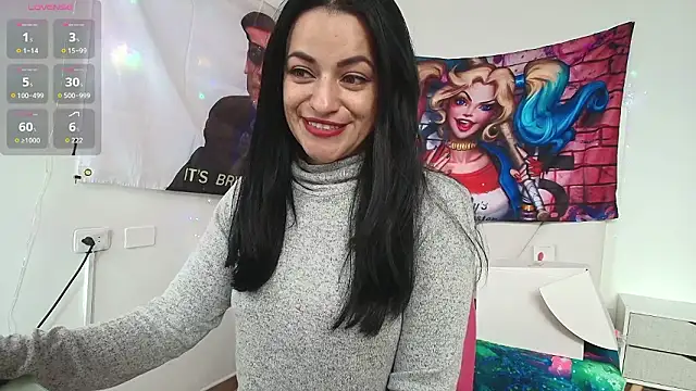 LovelyAzucena online show from 5, 3, 2026