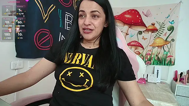 Snapshot of LovelyAzucena chatting on 23, 4, 2026 LovelyAzucena online show from 23, 4, 2026