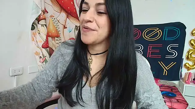 Snapshot of LovelyAzucena chatting on 25, 5, 2026 LovelyAzucena online show from 25, 5, 2026