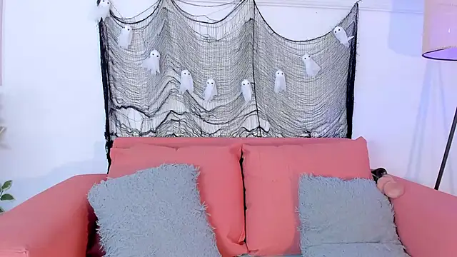 Snapshot of alanismorgan chatting on 27, 10, 2025 alanismorgan online show from 27, 10, 2025