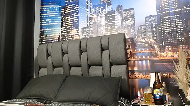 Lucy mature8 online show from 26, 7, 2026