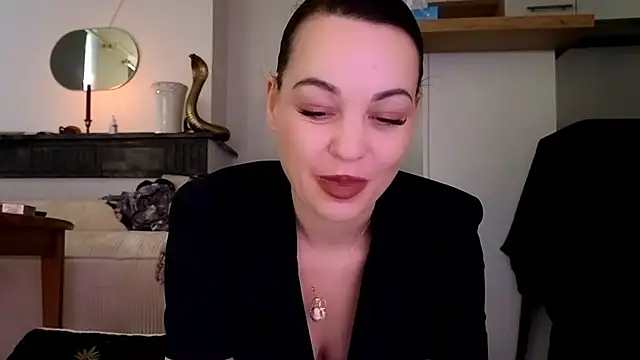 Snapshot of Lilie_romeo chatting on 5, 12, 2024 Lilie romeo online show from 5, 12, 2024