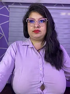 Snapshot of MiiaaJoness chatting on 15, 5, 2026 MiiaaJoness online show from 15, 5, 2026
