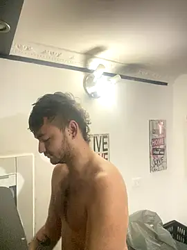 Snapshot of JacoLive chatting on 14, 10, 2025 JacoLive online show from 14, 10, 2025