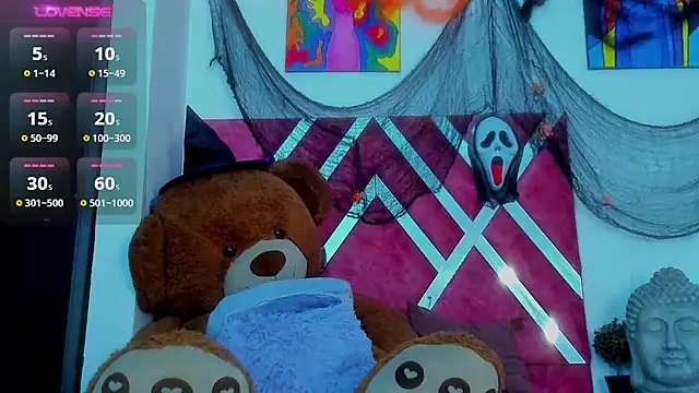 Snapshot of JacoLive chatting on 25, 10, 2025 JacoLive online show from 25, 10, 2025