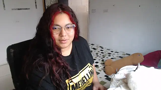 girl milk2 online show from 12, 2, 2025