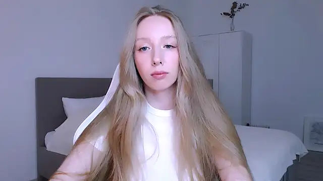 Luna insniity online show from 8, 11, 2025