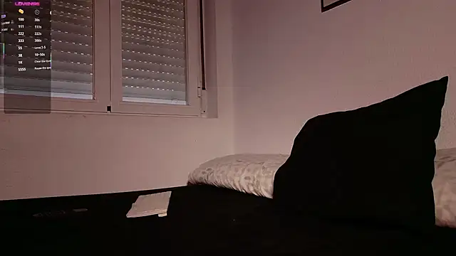 mrj99219 online show from 18, 4, 2026