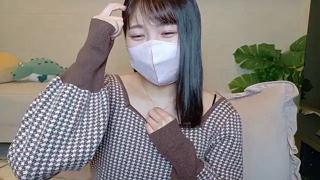 Snapshot of SUZU_ chatting on 3, 2, 2026 SUZU online show from 3, 2, 2026