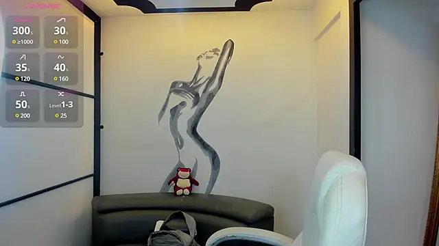 Snapshot of NiickyJones chatting on 4, 2, 2025 NiickyJones online show from 4, 2, 2025