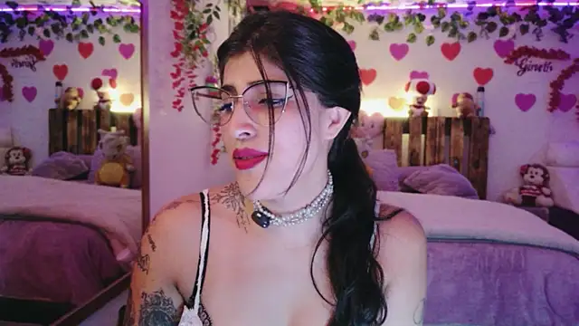 azahar  ziiz online show from 11, 7, 2026