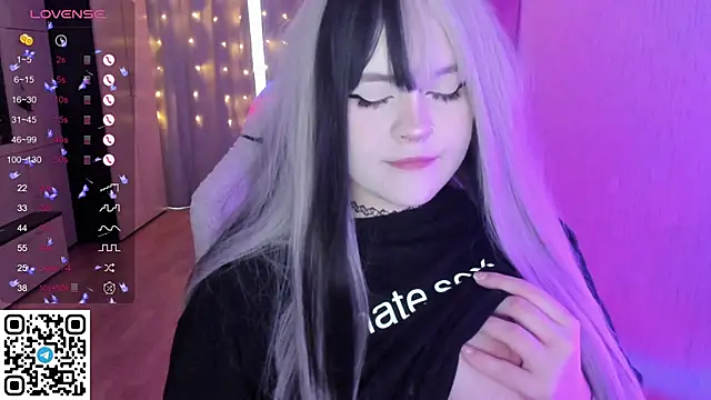 SelenaCute online show from 5, 3, 2026