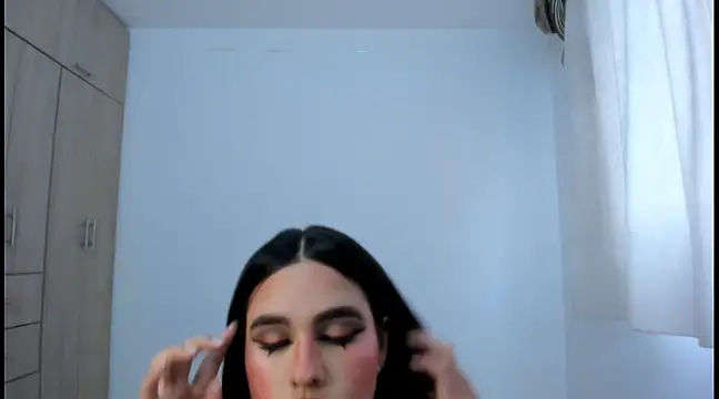 Hana Zurah online show from 17, 2, 2025