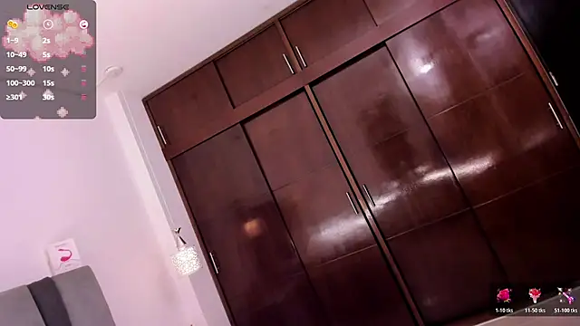 Snapshot of eileen_tanihara chatting on 30, 10, 2025 eileen tanihara online show from 30, 10, 2025