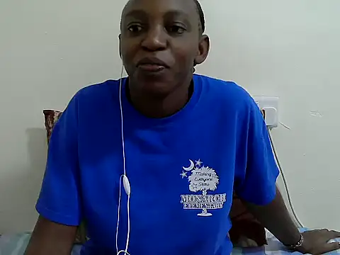Snapshot of lizbela1 chatting on 1, 10, 2025 lizbela1 online show from 1, 10, 2025