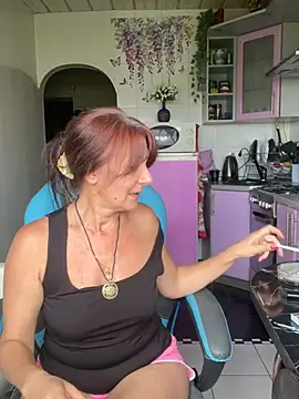 Snapshot of Sabrina_Waiker chatting on 5, 7, 2026 Sabrina Waiker online show from 5, 7, 2026