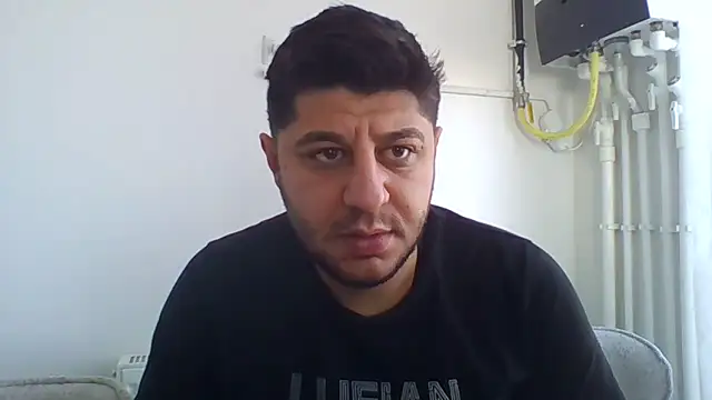 Snapshot of erkekkkadam chatting on 1, 1, 2025 erkekkkadam online show from 1, 1, 2025