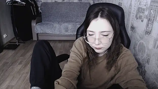 AmeliaKamishiro online show from 19, 1, 2025