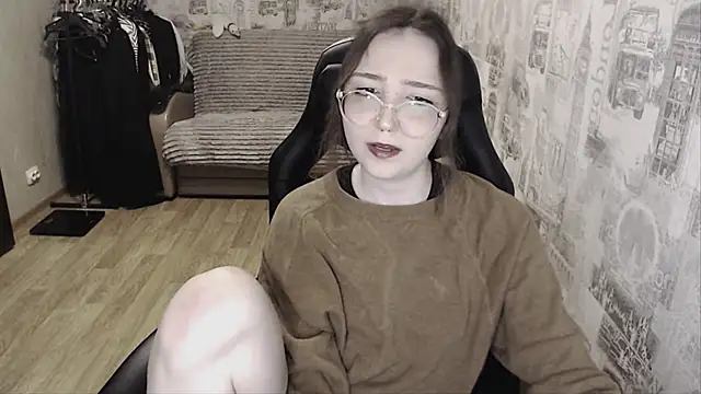 AmeliaKamishiro online show from 28, 1, 2025