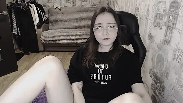 AmeliaKamishiro online show from 13, 2, 2025