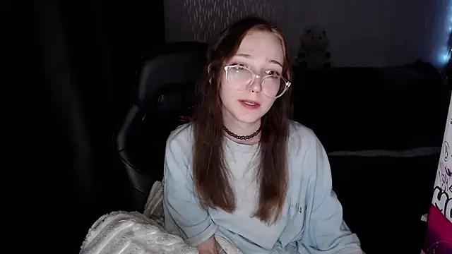 AmeliaKamishiro online show from 28, 9, 2025