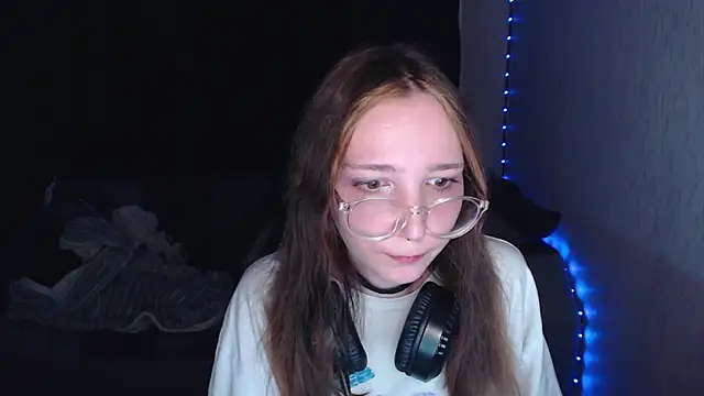 AmeliaKamishiro online show from 6, 10, 2025