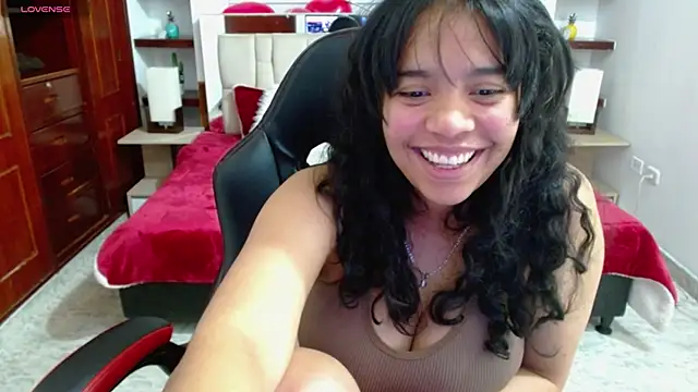 laureentt  online show from 12, 2, 2025