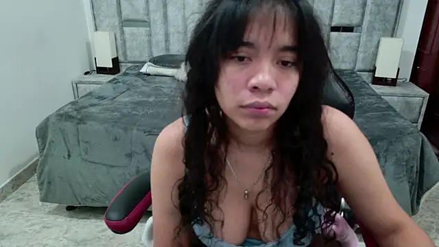 laureentt  online show from 3, 6, 2026