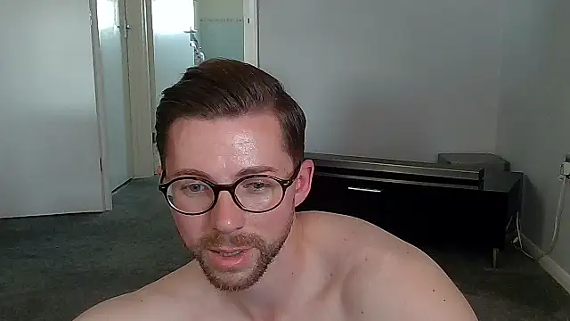 Snapshot of kkezzy chatting on 3, 7, 2026 kkezzy online show from 3, 7, 2026