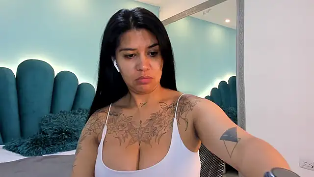 sharlott18 online show from 1, 2, 2026