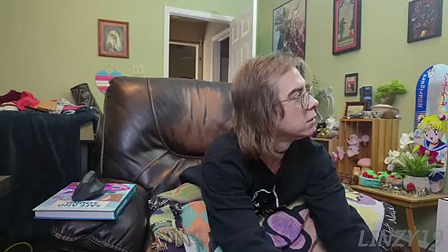 Linzy 19 online show from 21, 1, 2025