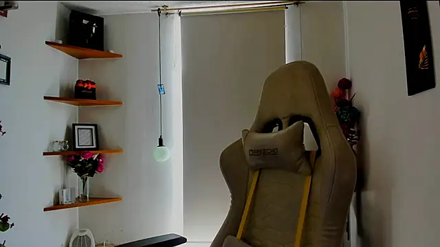 ScarlettMalbec online show from 12, 1, 2025