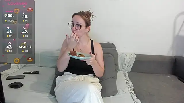 Snapshot of samarakayako chatting on 1, 10, 2025 samarakayako online show from 1, 10, 2025