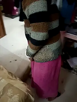 COUPLLE VILLAGE online show from 2, 12, 2025