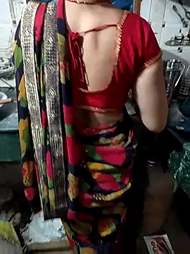 COUPLLE VILLAGE online show from 9, 2, 2026