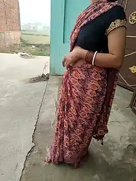 COUPLLE VILLAGE online show from 9, 3, 2026