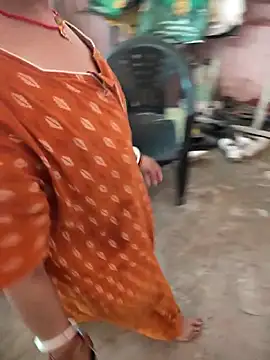 COUPLLE VILLAGE online show from 24, 5, 2026