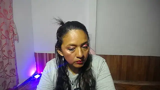 Snapshot of daleska_ayala_1 chatting on 24, 2, 2025 daleska ayala 1 online show from 24, 2, 2025