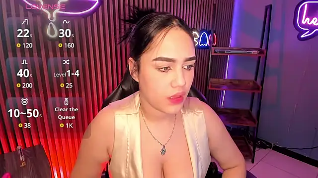 Snapshot of emily_roberts1 chatting on 8, 1, 2025 emily roberts1 online show from 8, 1, 2025