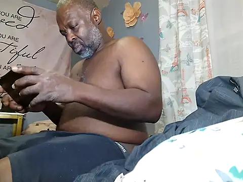 macnificent1fr online show from 4, 12, 2024